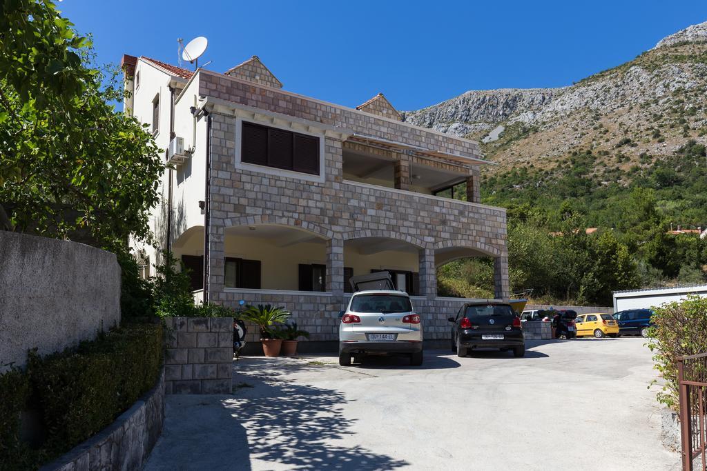 Apartments Venka Mokosica Exterior photo
